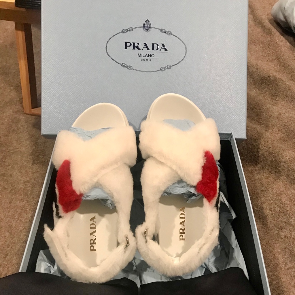 6909 Shearling Sport Sandal